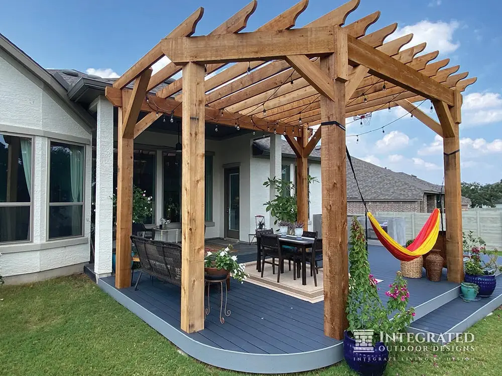 pergola-outdoor-seating-hammock